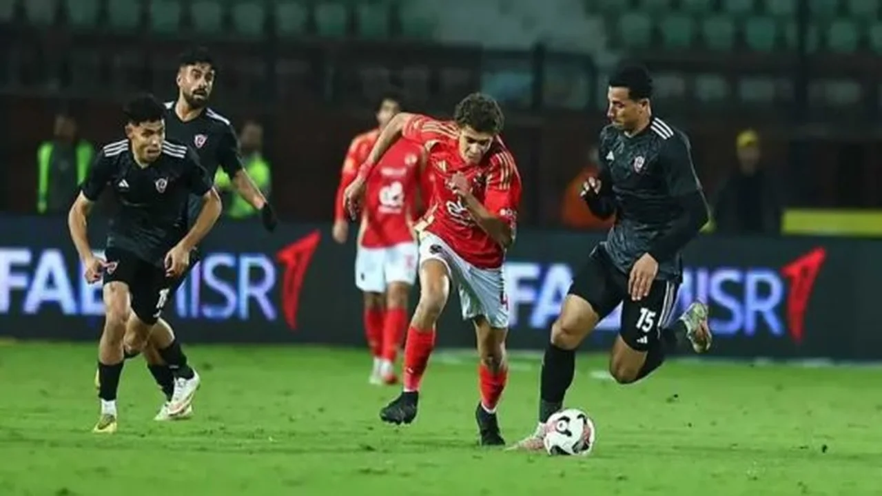 جريدة البلاد | الأهلي المصري يعلن توصله لاتفاق على انتقال لاعبه إلى برشلونة
